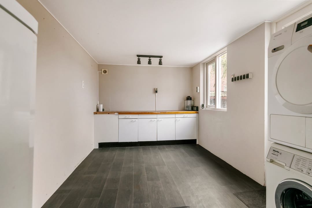 Photo 11 of Pinksterbloem 52