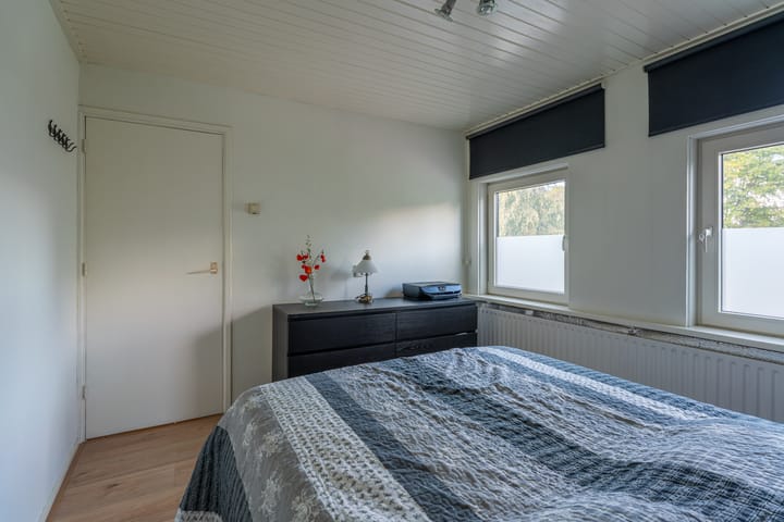 Hoekwoning te koop: Divonalaan 33, Hillegom