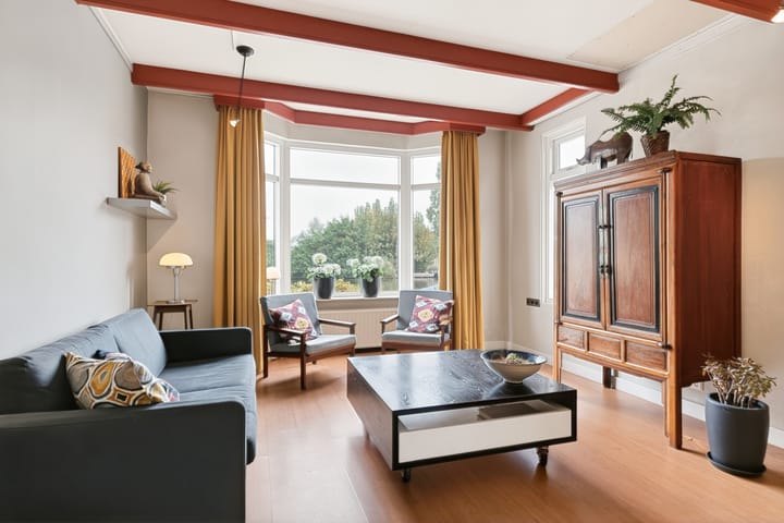 Vrijstaande woning te koop: Raadhuisweg 17, Reeuwijk