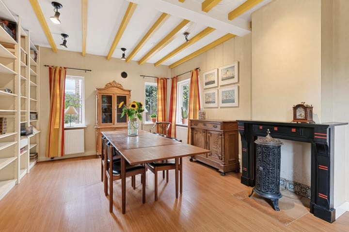 Vrijstaande woning te koop: Raadhuisweg 17, Reeuwijk
