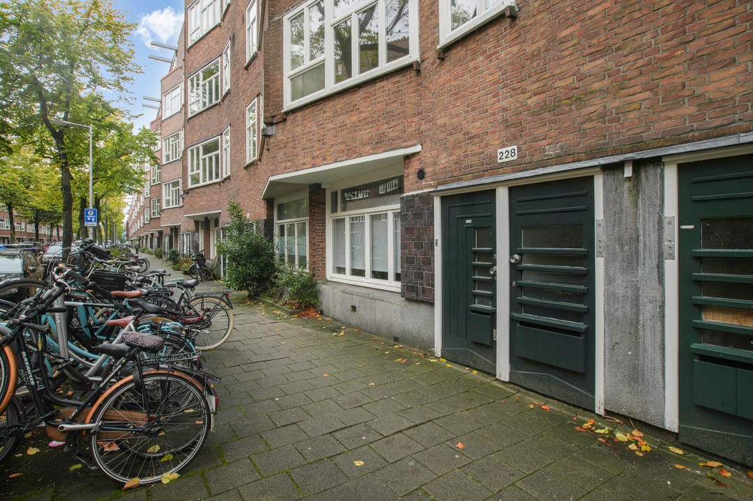 Photo 2 of Orteliusstraat 228-1
