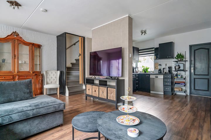 Hoekwoning te koop: Oudlandsestraat 129, Steenbergen (Nb)