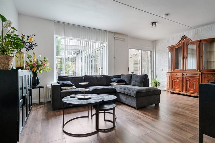Hoekwoning te koop: Oudlandsestraat 129, Steenbergen (Nb)