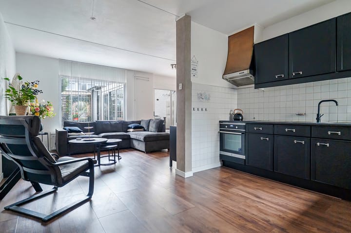 Hoekwoning te koop: Oudlandsestraat 129, Steenbergen (Nb)