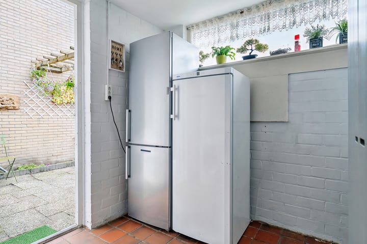 Hoekwoning te koop: Oudlandsestraat 129, Steenbergen (Nb)