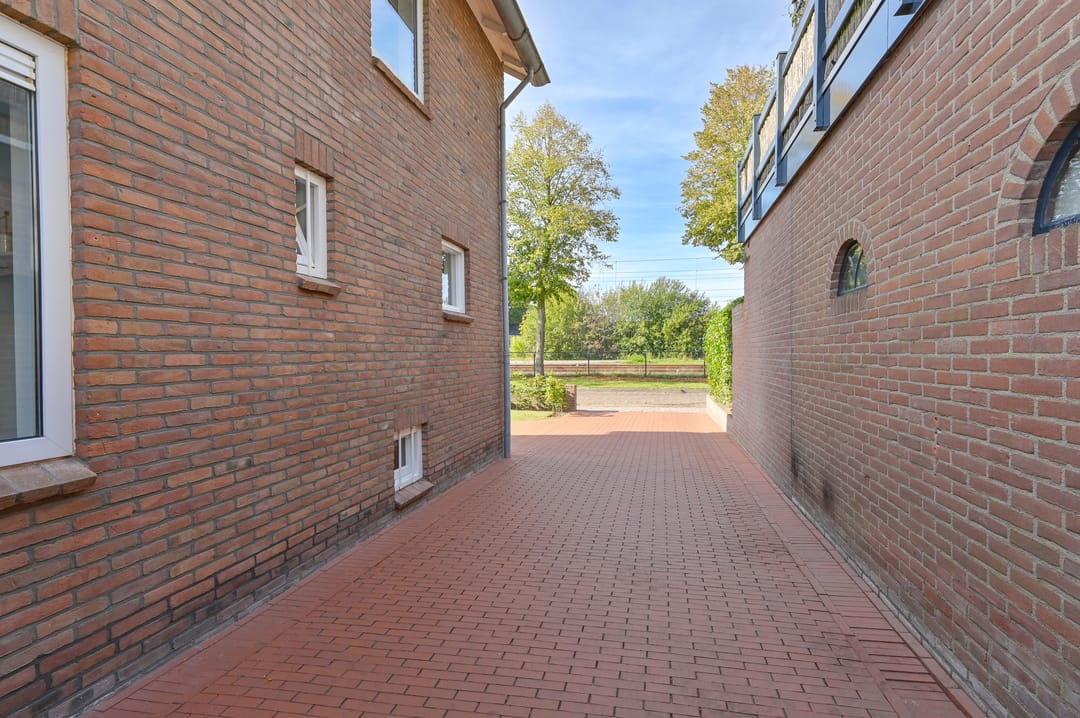 Photo 8 of Burgemeester Tijmesstraat 27