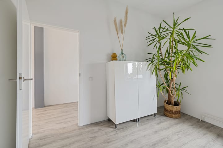 Hoekwoning te koop: Van der Vlugtstraat 1, Groningen