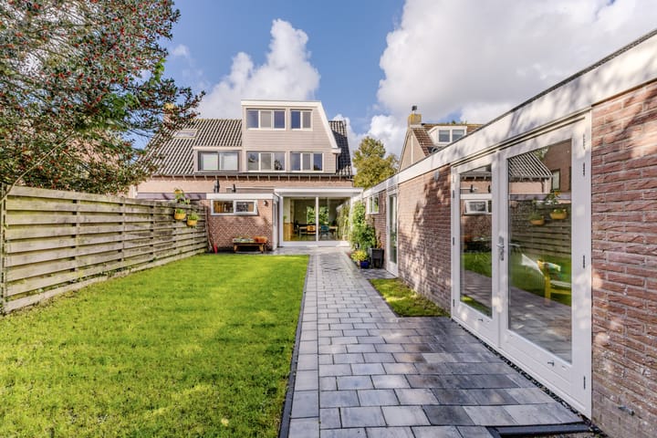 Photo 2 of Ewisweg 24
