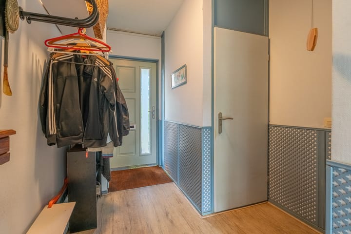 Tussenwoning te koop: Vondelwende 18, Hillegom