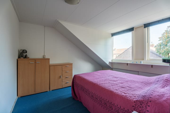 Tussenwoning te koop: Vondelwende 18, Hillegom
