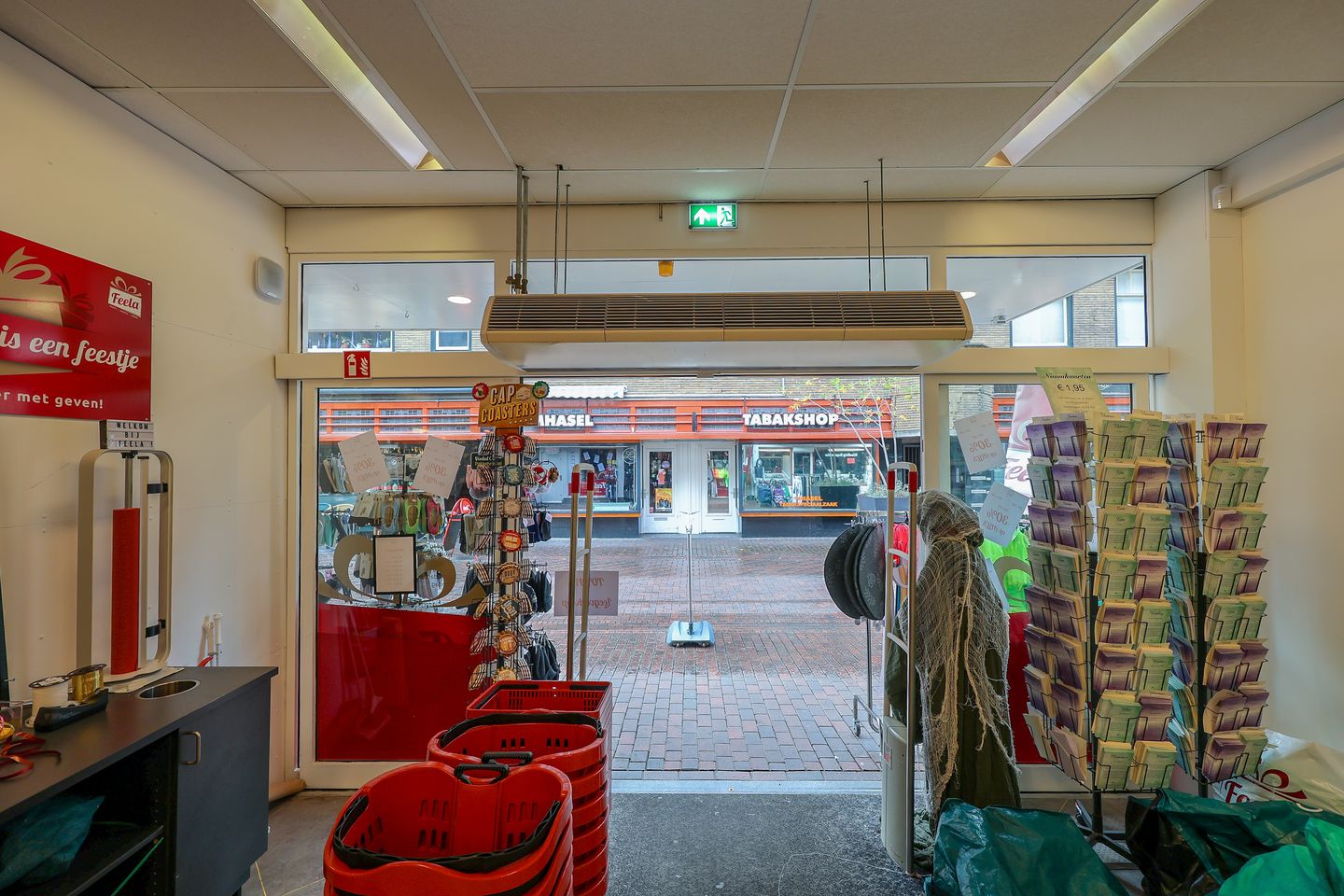 View photo 4 of Leeuwenstraat 68