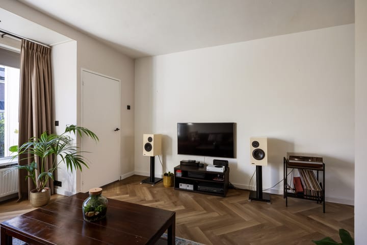Hoekwoning te koop: Dahliastraat 51, Winsum (Gr)