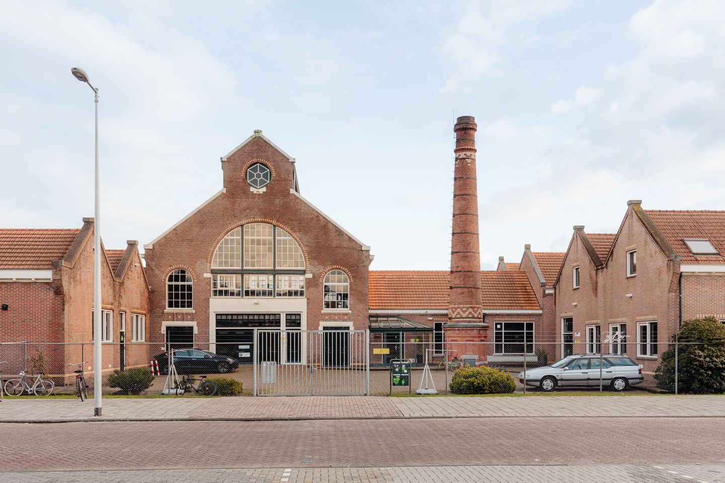 Bekijk foto 1 van Gedempt Hamerkanaal 31