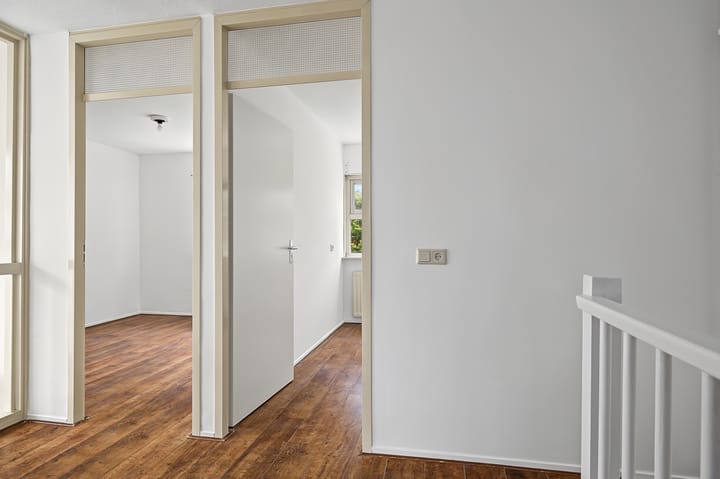 Tussenwoning te koop: Peggy Ashcroftstraat 48, Almere