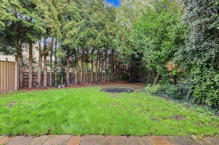 Tussenwoning te koop: Peggy Ashcroftstraat 48, Almere
