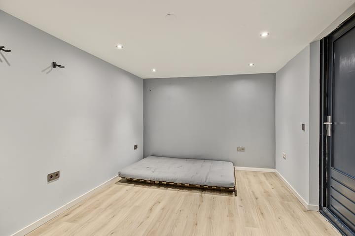 Tussenwoning te koop: Peggy Ashcroftstraat 48, Almere