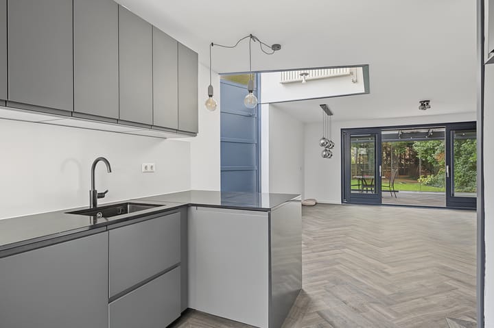 Tussenwoning te koop: Peggy Ashcroftstraat 48, Almere