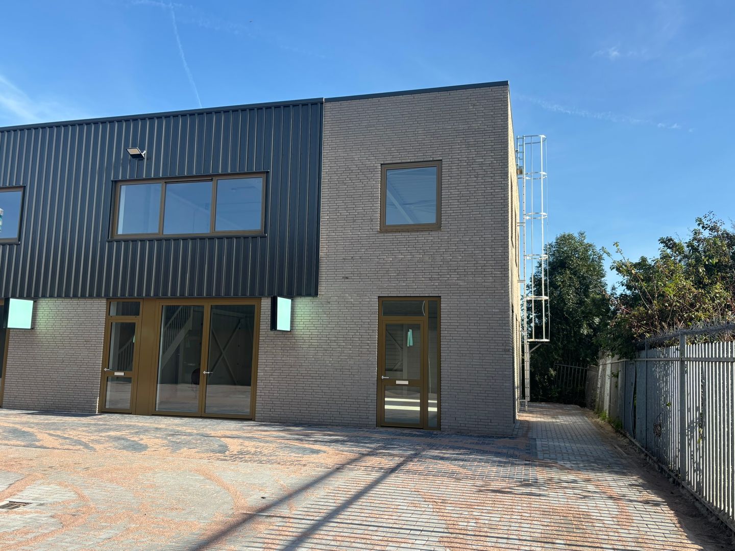 Bekijk foto 2 van Hoofdweg 12-G