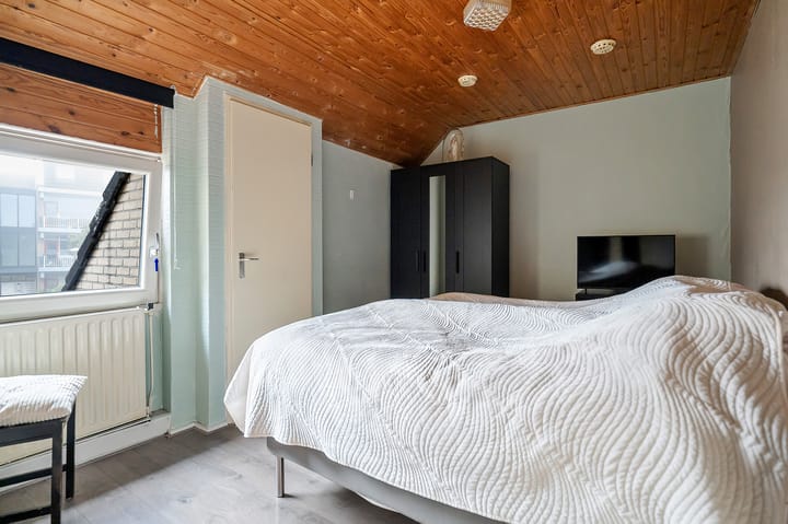 Hoekwoning te koop: Oudlandsestraat 129, Steenbergen (Nb)