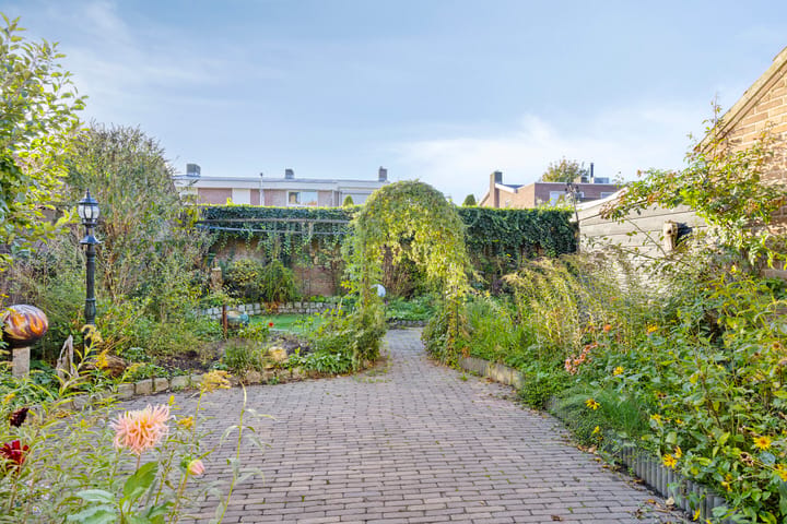 Foto 3 van Burgemeester Ploegmakerslaan 8