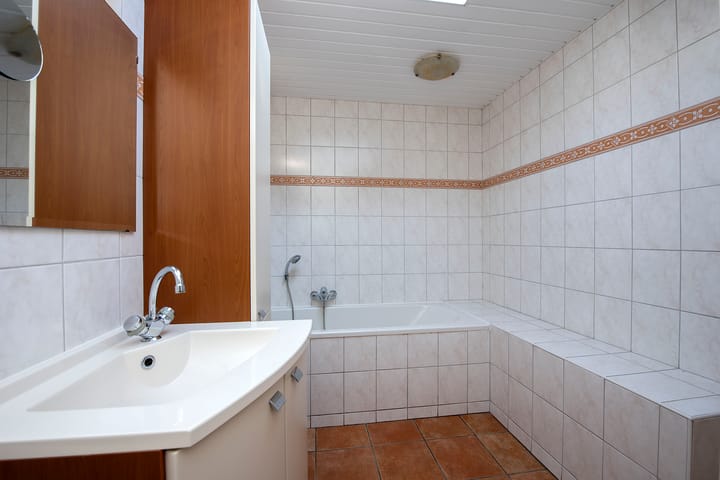 Hoekwoning te koop: Langestraat 108, Delden