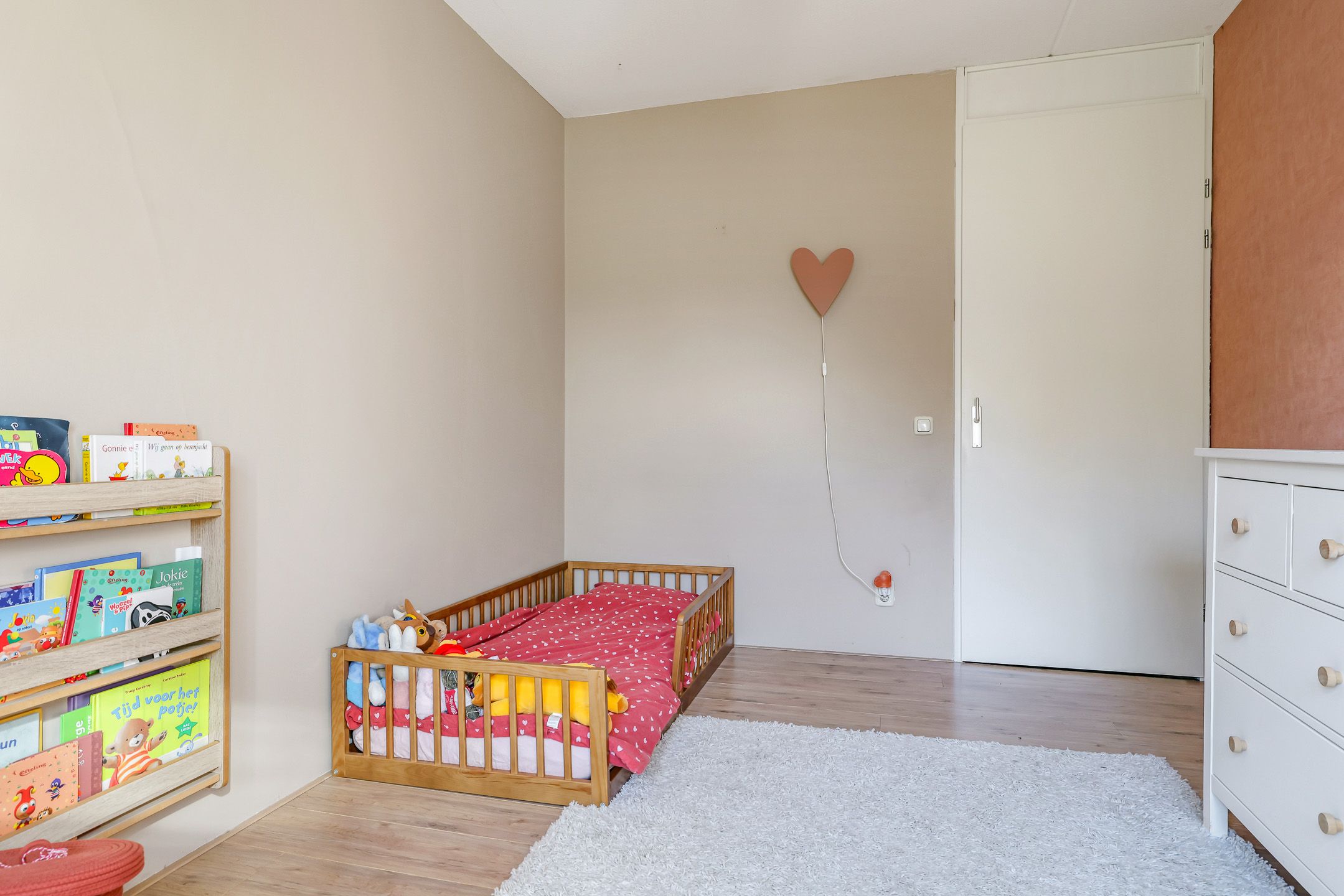 Photo 42 of Klappenburgstraat 3-P