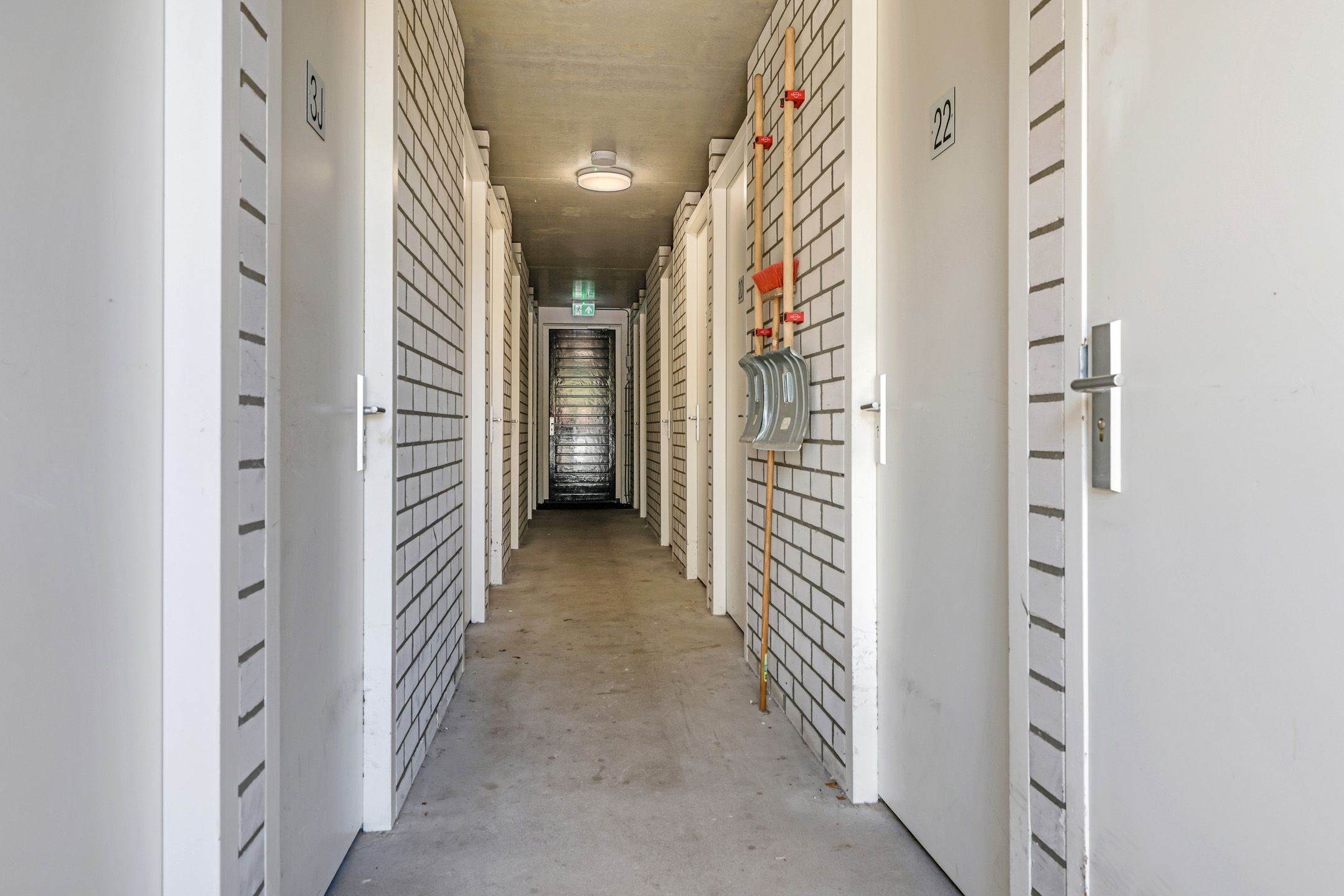 Photo 48 of Klappenburgstraat 3-P