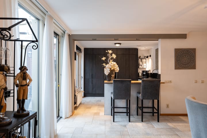 Tussenwoning te koop: Monnikweide 4, Hellevoetsluis
