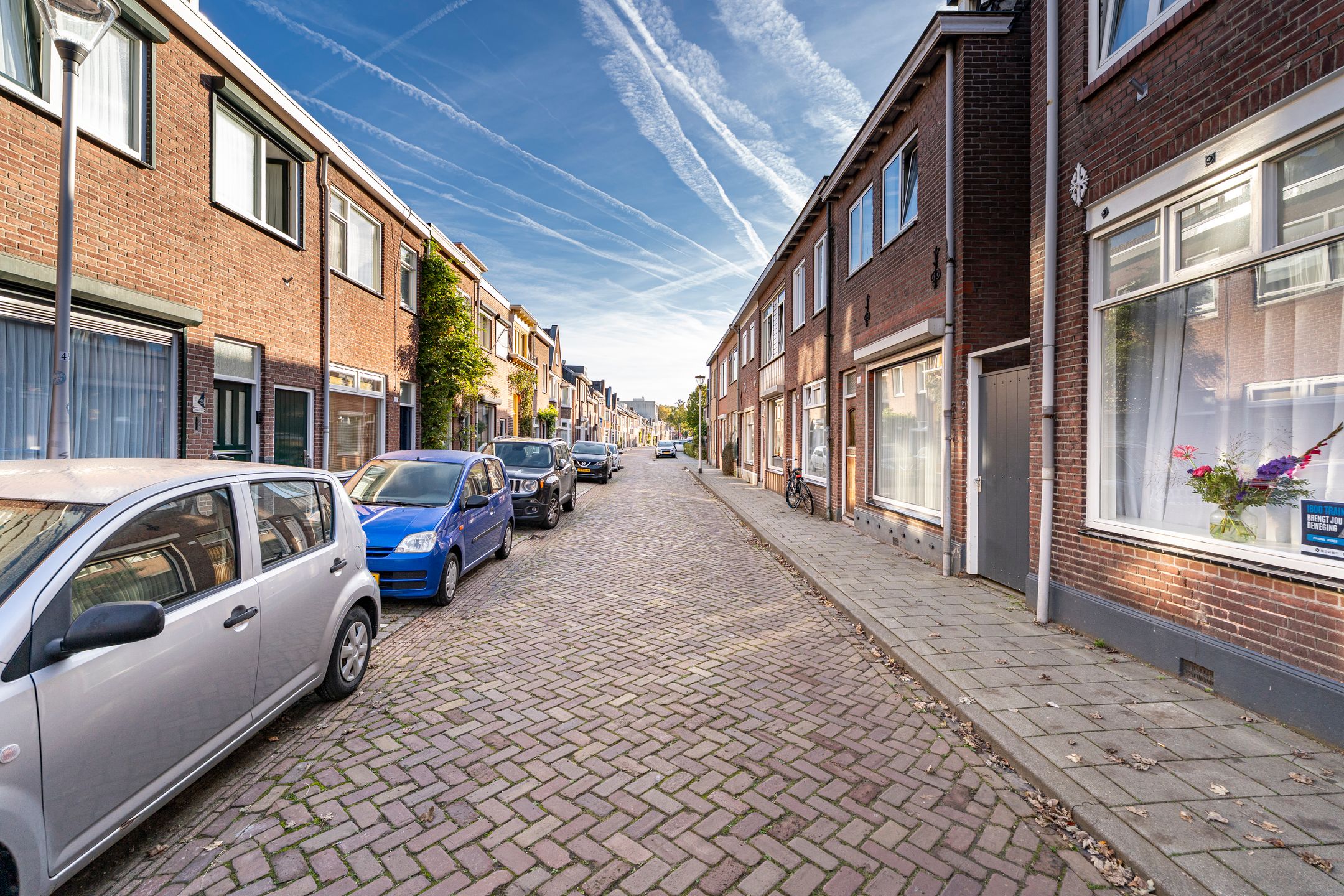 Photo 42 of Hoogvensestraat 139