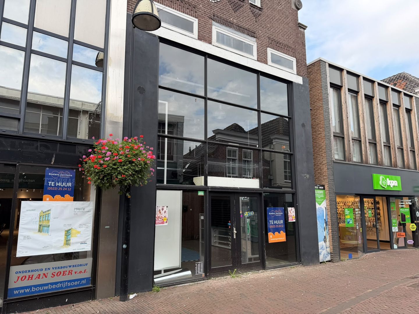 View photo 4 of Hoofdstraat 14
