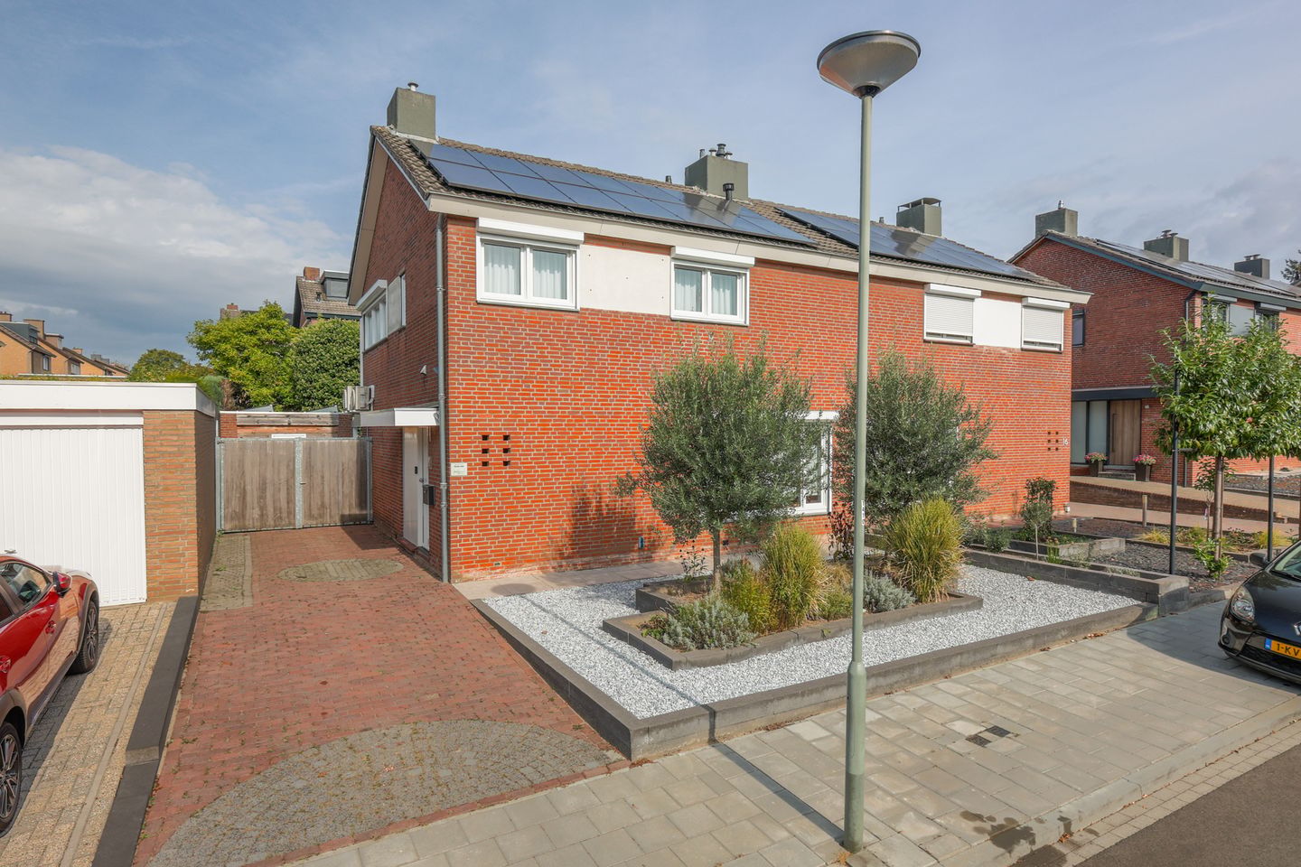 Photo 1 of Arthur van Schendelstraat 18