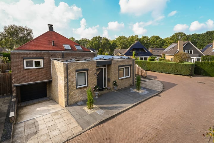 Foto 4 van Meinwerkstraat 7