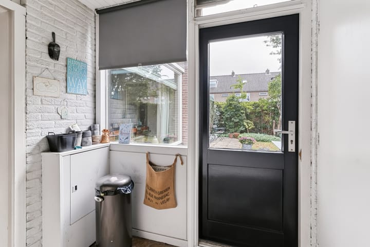 Hoekwoning te koop: Chopinlaan 30, Waddinxveen