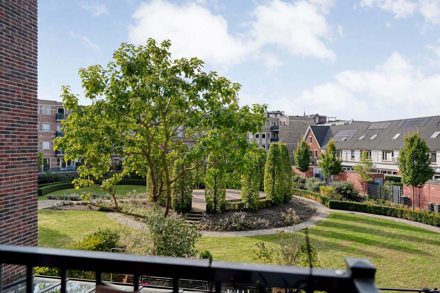 Photo 29 of Prins Hendrikstraat 30