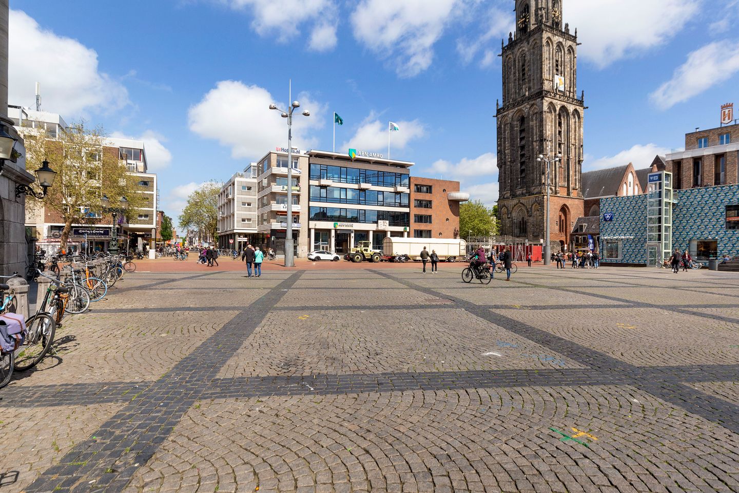 Bekijk foto 2 van Kwinkenplein 10