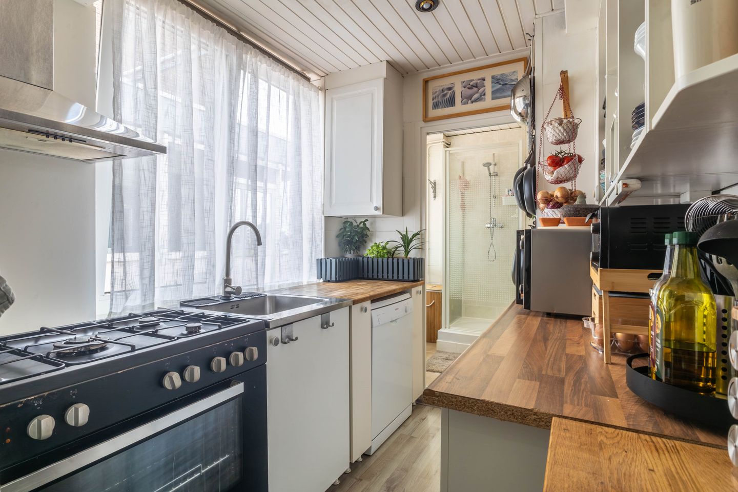 Photo 14 of Cornelis van Vollenhovenstraat 206