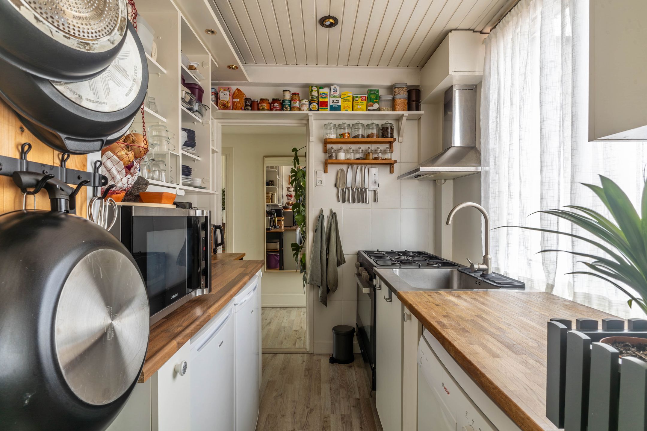 Photo 15 of Cornelis van Vollenhovenstraat 206