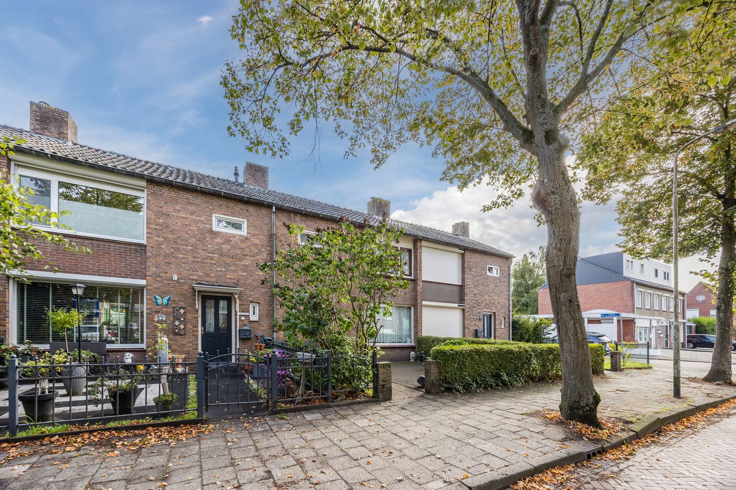 Photo 10 of Memlincstraat 8
