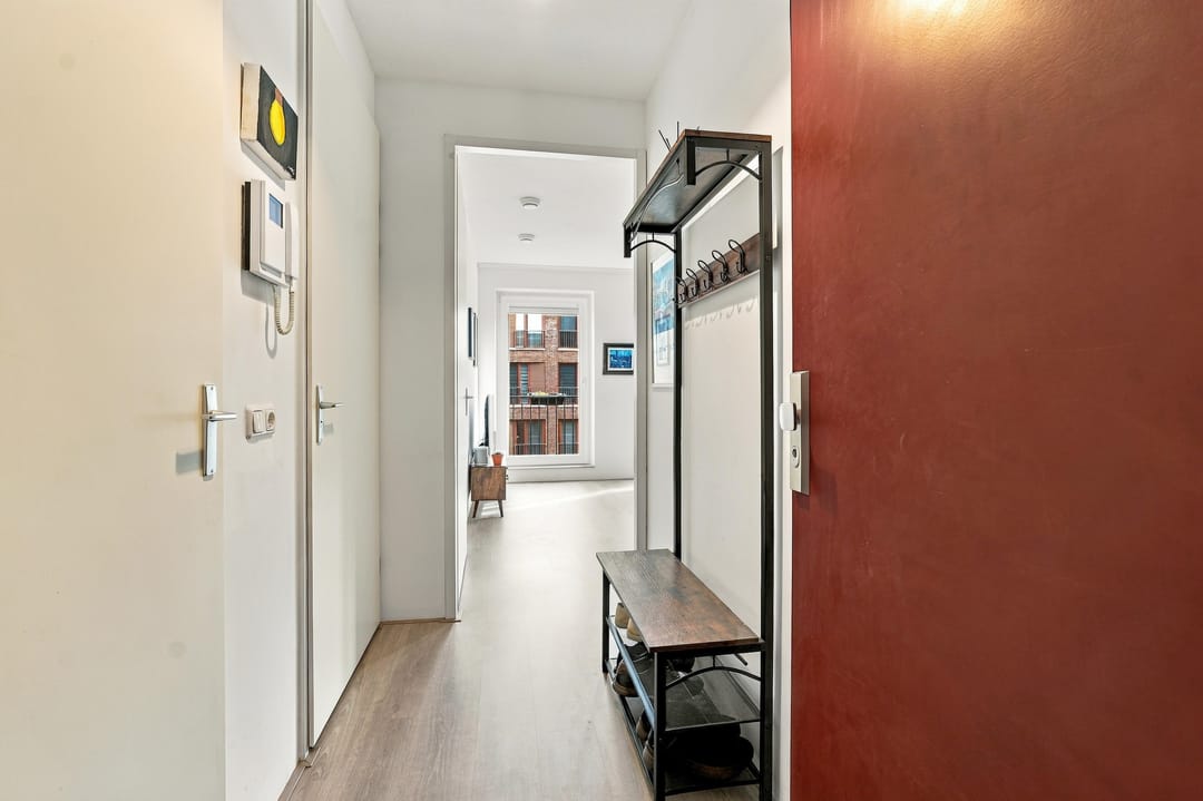 Photo 7 of Suze Robertsonstraat 75