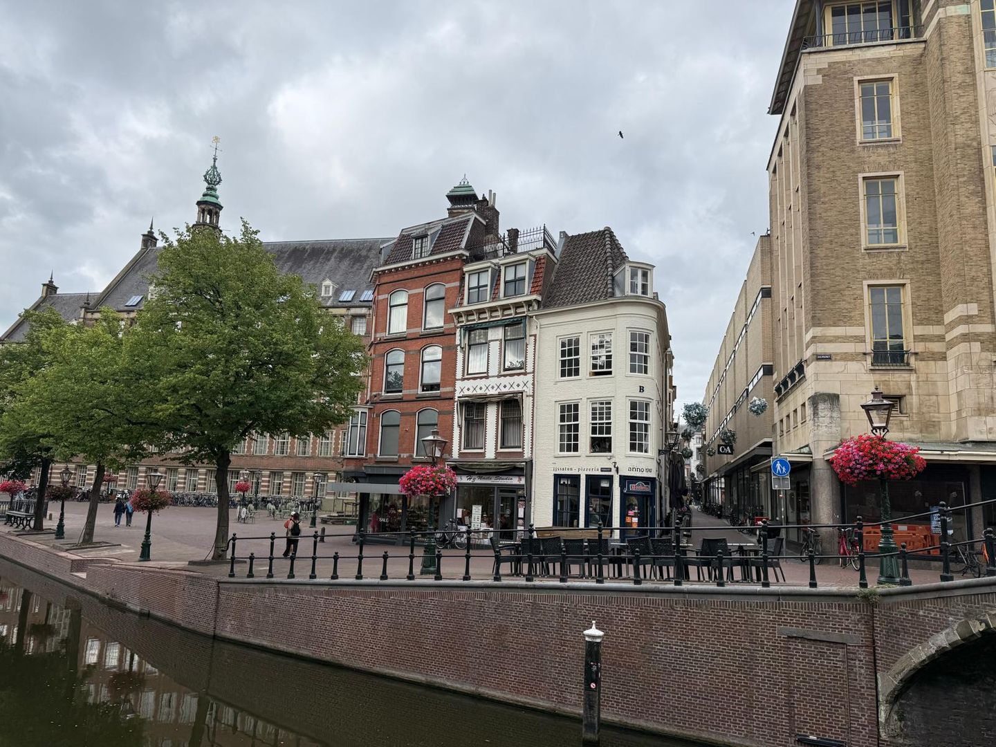 Bekijk foto 2 van Vismarkt 1