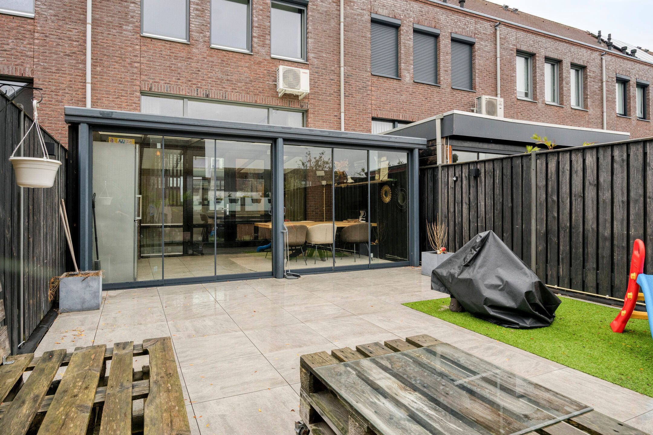 Photo 27 of Willem Prinzenstraat 157
