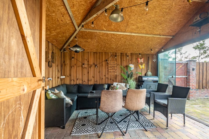 Hoekwoning te koop: Meierijlaan 2, Stadskanaal