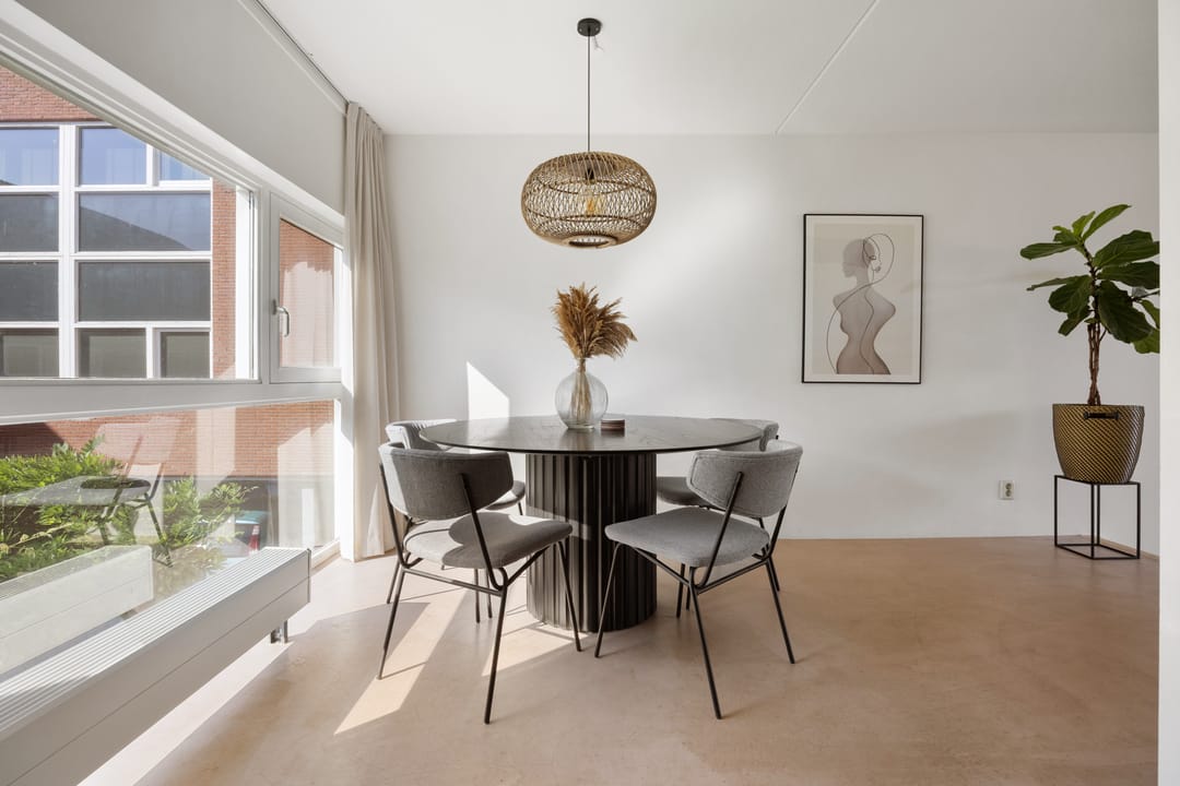 Photo 8 of van der Duyn van Maasdamstraat 89