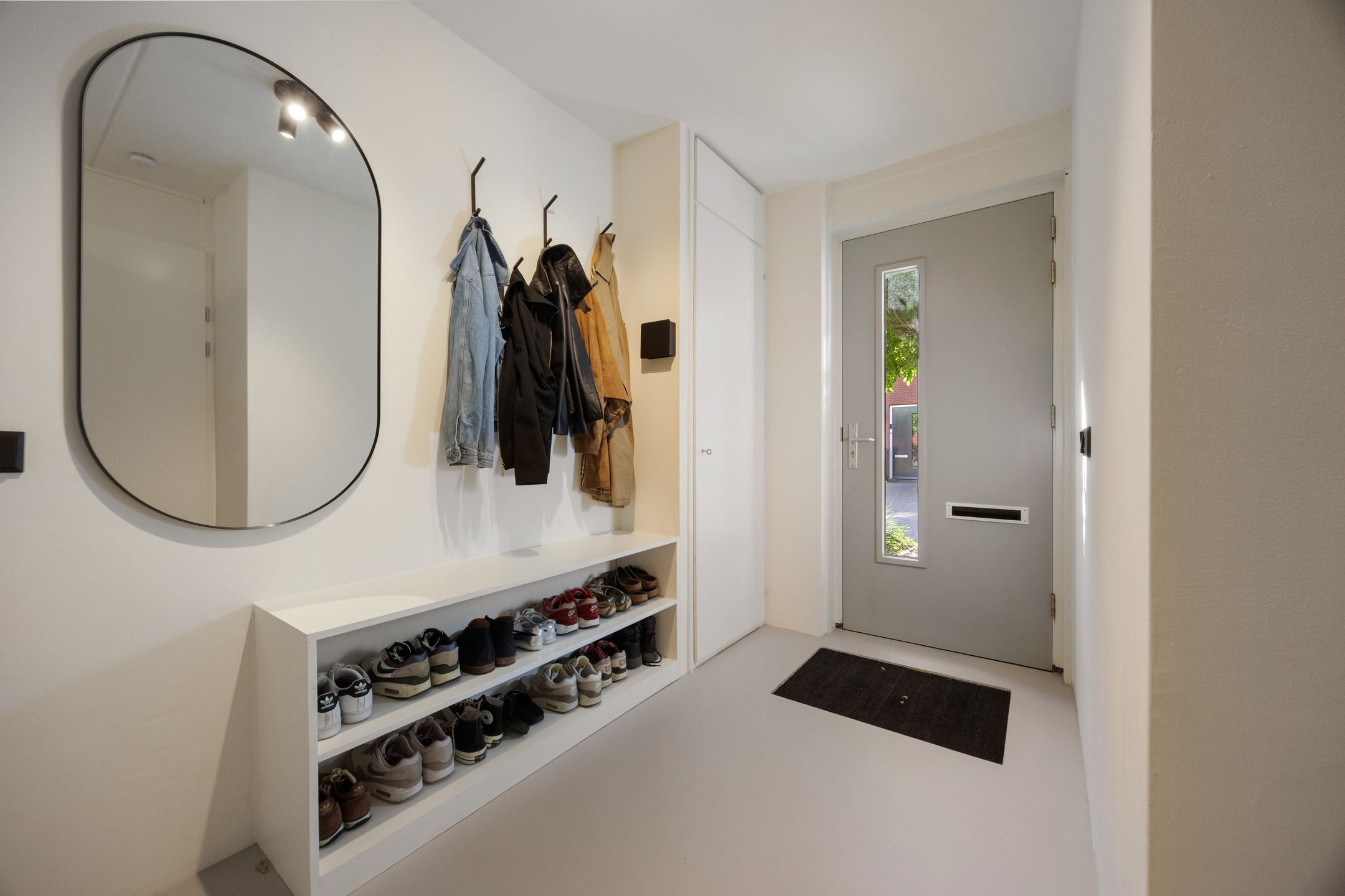 Photo 18 of van der Duyn van Maasdamstraat 89