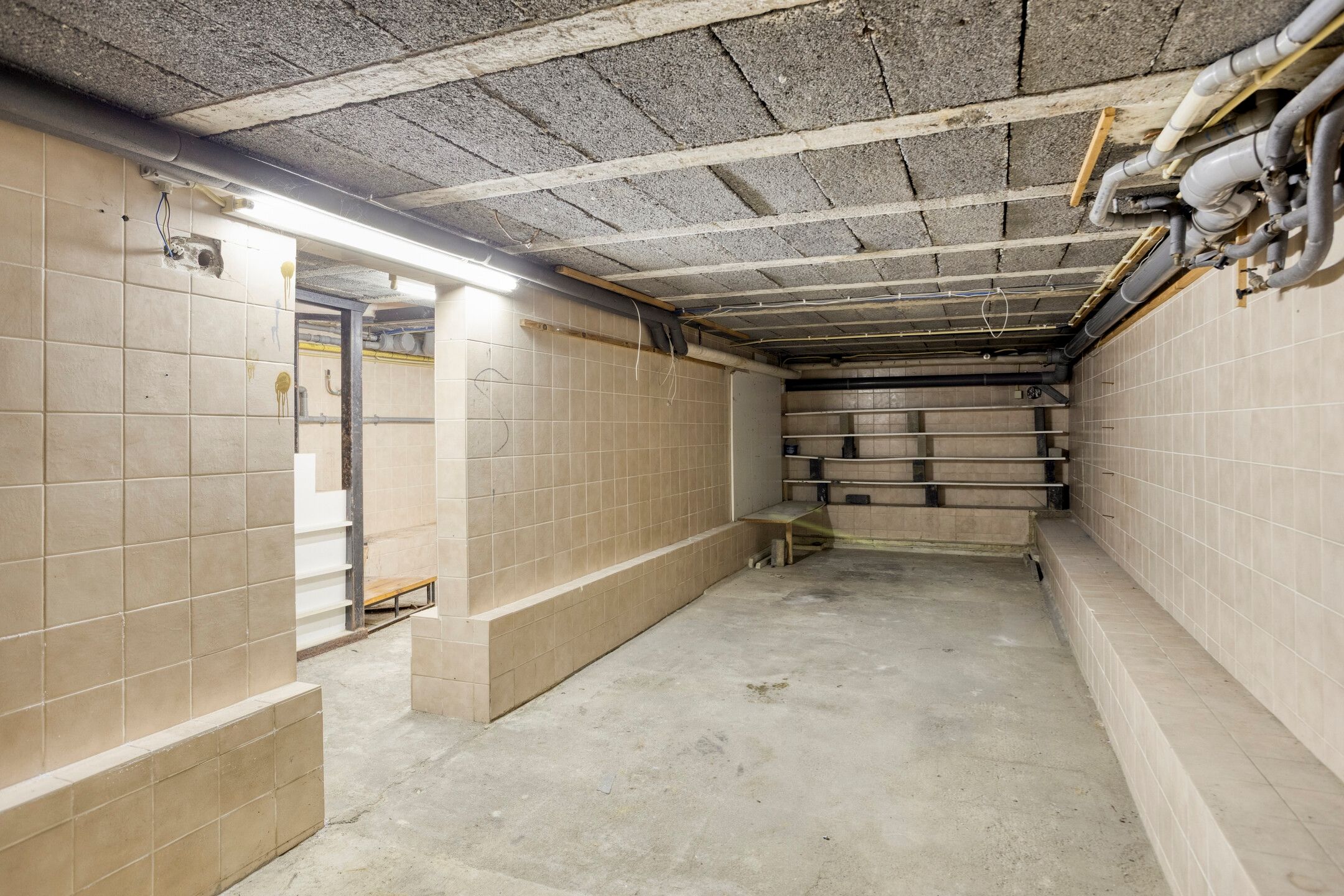 Photo 48 of Niels Bohrstraat 43