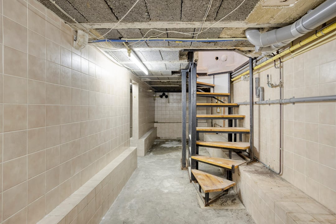 Photo 47 of Niels Bohrstraat 43