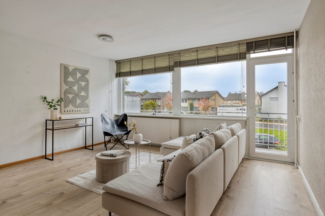 Photo 13 of Niels Bohrstraat 43