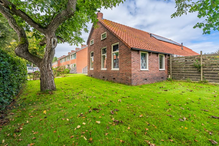 Vrijstaande woning te koop: Lindenlaan 27, Bellingwolde