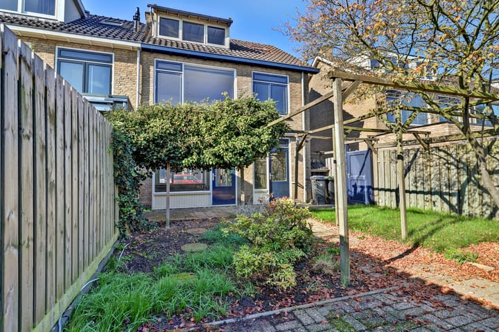 Hoekwoning te koop: Epkemastraat 11, Zaltbommel