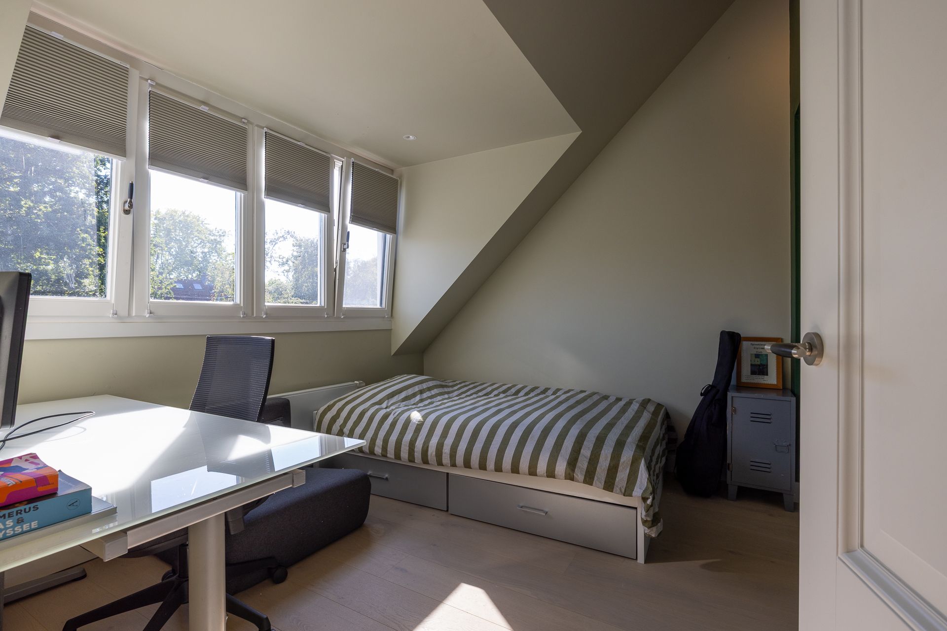 Photo 39 of Mauvelaan 12